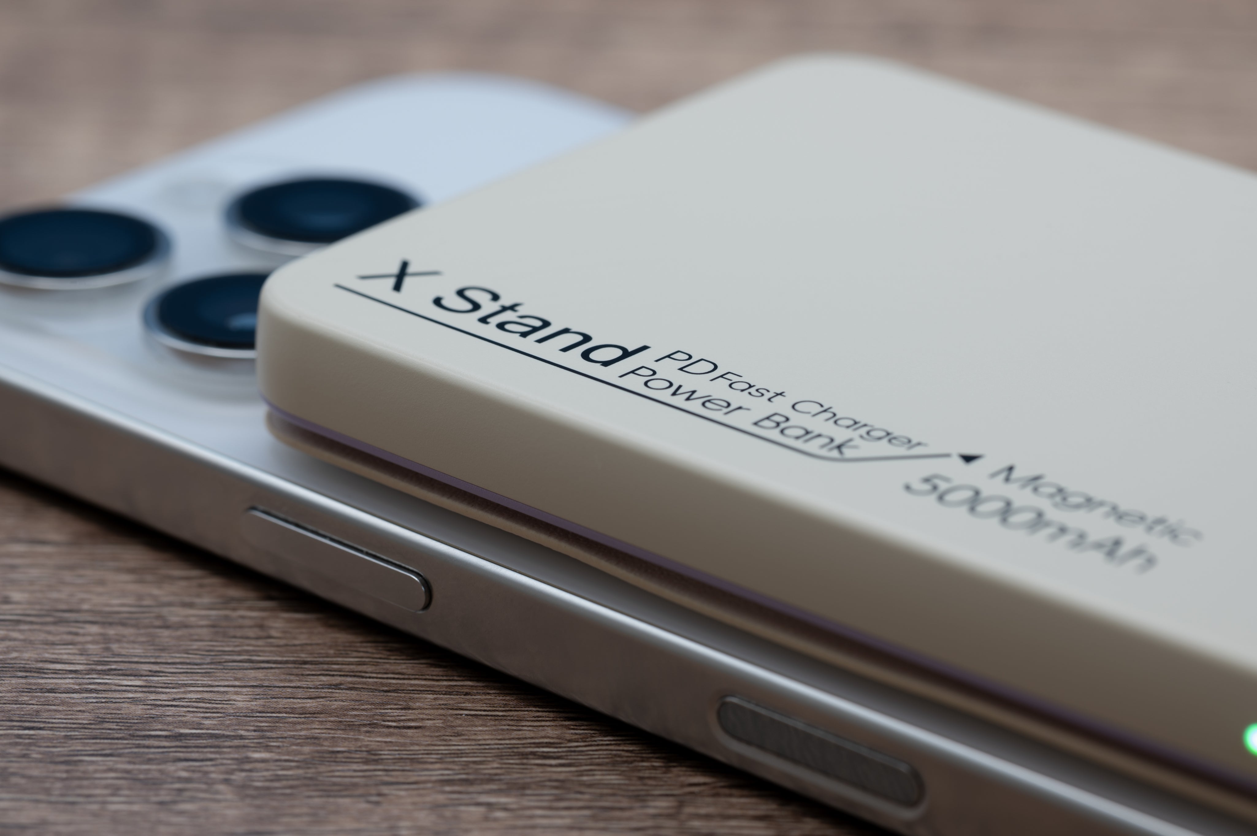 XYZtech X Stand Wireless Power Bank - 5000mAh